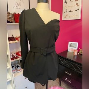 One sleeve romper